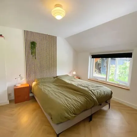 Villa Vrijstaande Woning Met Geweldige Omheinde Tuin Aan Bosrand Ermelo