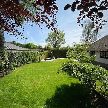 Vrijstaande Woning Met Geweldige Omheinde Tuin Aan Bosrand Villa Ermelo